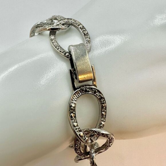 Silver tone link bracelet - Picture 6 of 7